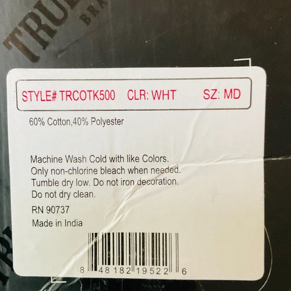 TRUE RELIGION Men's Set of 3 Tank Tops NWOT Size M 38-40 - Picture 2 of 7